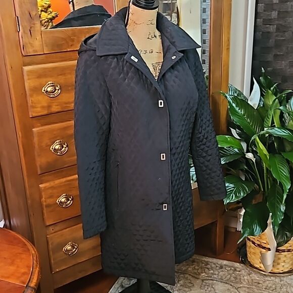 Nordic Nights Black quilted coat with hood size Small - Picture 5 of 12